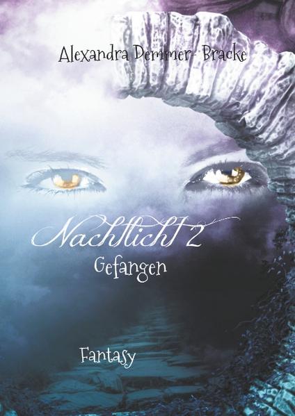 Romantic Fantasy Roman Vampire Götter Mischwesen Wenn die Sonne das einzige Licht ist, das uns verbrennt ... Alles ist jetzt anders. Und anders ist gut. Sollte es zumindest sein. Nie hätte Heaven damit gerechnet, dass der geheimnisvolle Connor ihre Gefühle erwidern könnte. Doch ihr Glück währt nicht lange, denn Sari, die Königin der göttlichen Seite, hat andere Pläne mit ihr. Ihr und Aidan. Als Heaven gegen ihren Willen von Connor getrennt wird, lernt sie die wahre weiße Seite kennen. Doch diese, steckt nun auch in ihr selbst. Welche Entscheidungen muss Heaven noch treffen? Und trifft sie diese Entscheidungen mit reinem Herzen? Die Antwort darauf ist tief in ihr selbst verborgen.