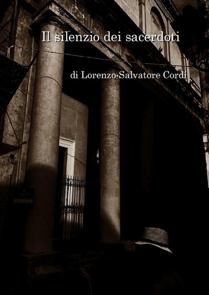 La senti alle tue spalle, di notte è alla porta che bussa. Lei è in agguato dietro ogni angolo, senti le voci nella tua testa. Le serpentine si trasformano in serpenti giganti. Gli alberi ululano, i loro rami cercano di prenderti. Aspetta, senti le voci? Ascolta... Le grida e gli urli degli uomini. Riecheggiano dalla valle dell’orrore. Ascolta come il sussurratore li tormenta. Vogliono fuggire dalla dannazione.