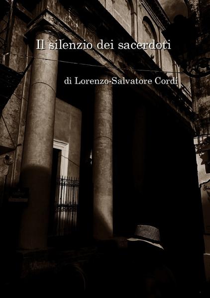 La senti alle tue spalle, di notte è alla porta che bussa. Lei è in agguato dietro ogni angolo, senti le voci nella tua testa. Le serpentine si trasformano in serpenti giganti. Gli alberi ululano, i loro rami cercano di prenderti. Aspetta, senti le voci? Ascolta... Le grida e gli urli degli uomini. Riecheggiano dalla valle dell’orrore. Ascolta come il sussurratore li tormenta. Vogliono fuggire dalla dannazione.