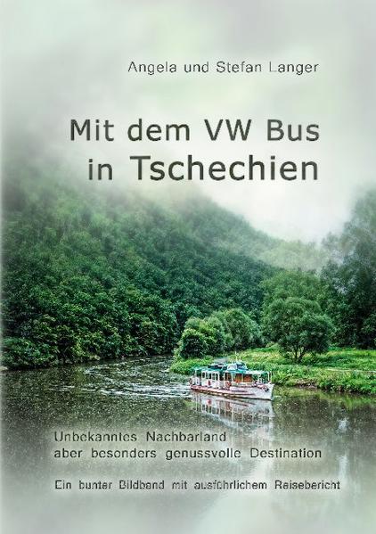 Abenteuer Tschechien in Eigenregie mit dem kompakten Camper. Diese Auflage wird in extra guter Qualität (120g Foto-Papier mit feinem Brillant-Druck) produziert und bringt die 123 farbigen Seiten voll zur Geltung ! Reisebericht mit Bilderflut. Keineswegs nur für Camper gedacht, sondern für jedermann geeignet. Authentische Eindrücke der beliebten Urlaubsziele: Lipno-Stausee (Moldau im Böhmerwald), Prag, Brünn, Kuttenberg, Franzensbad, böhmisches Paradies, Höhlen im mährischen Karst, Skoda Museum. Die besuchten Orte werden in Wort und Bild kurz charakterisiert. Neues Konzept einer visuellen Inhaltsvermittlung mit unterstützender Textführung. KEIN Campingführer und KEIN Reiseführer. Leserinnen und Leser gehen in Gedanken mit auf die Reise. Dieses Buch bietet eine Entscheidungshilfe, ob man die Naturlandschaften, Städte und Freizeitmöglichkeiten für spannend genug hält, dort selbst einmal hinzureisen. Auch ohne konkrete Reiseabsichten ist dieses Buch unbedingt für ein Träumen von Freiheit und Urlaub zu empfehlen. Hier muss man einfach zugreifen, um seinen Horizont in Richtung unseres Nachbarlandes zu erweitern. Leser und Leserinnen sollen sich ungezwungen inspirieren lassen. 162 Seiten, davon 123 farbig ! Kompaktes Büchlein im recht großen Format (14,8 mal 21 cm, größer als ein Taschenbuch).