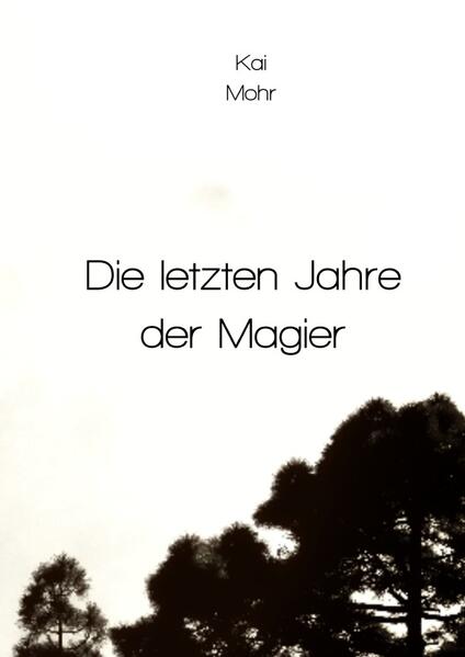 Die Prophezeiung der Magier ist der erste Teil der Reihe "Die letzten Jahre der Magier". Morpho ist nur ein Junge, als er plötzlich mit seinem Schicksal konfrontiert wird. Sein Vater war der Anführer einer alten Macht, dessen letzten Schlacht ihm den Tod brachte. Der Feind, Culiko, strebt nach der Herrschaft über alle Wesen. Doch in ihm geht mehr vor, als man glaubt. Morpho muss ihn aufhalten, doch bevor er Culiko bezwingen kann, muss er erst sich selbst bezwingen.