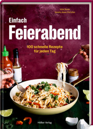 Was sollen wir nur heute essen? Dieses Buch zeigt dir über 100 Rezepte, die deinen (Familien-)Alltag um einiges leichter machen: -Maultaschen-Lasagne -Zitronige Kichererbsen-Orzo-Suppe -Teriyaki-Lachs-Döner -Tomaten-Gerste-Grünkohl-Eintopf -Salami-Vitello -Warmer Kürbis-Trauben-Salat vom Blech -Süßkartoffelstampf mit scharfen Erbsen -Kabeljau mit Brezn-Bordelaise -Stulle mit Apfel und Paprika -Chopped Salad mit Studentenfutter -Sommerferien-Bowl -Panzanella Two Ways -Stracciatella-Trifle Und viele mehr! Alle Zutaten sind überall zu bekommen und schonen deinen Geldbeutel. Unter jedem Rezept gibt es außerdem Tipps und Informationen, zum Beispiel Ideen zur Resteverarbeitung, für Meal Prep oder Variationsmöglichkeiten. Du willst deiner Unter-der-Woche-Küche ein Upgrade verpassen? Kein Problem: Im Extrakapitel mit Specials wie Dressing und Soßen, Gewürzmischungen, Toppings oder Pickles findest du die passenden Ideen. Hier gibt es Essen für das echte Leben!