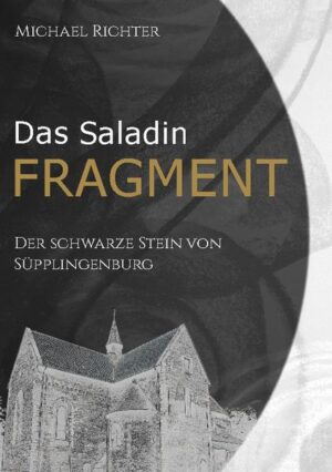 Wer durch die verschlafenen Straßen und die angrenzende ländliche Idylle der niedersächsischen Gemeinde Süpplingenburg fährt, würde niemals die erstaunliche Geschichte des kleinen Dorfes erahnen, das nicht nur Geburtsort von Lothar dem III., deutschem König und Kaiser des Heiligen Römischen Reiches, sondern auch jahrelanger Hauptsitz der deutschen Ordensprovinz der Templer in der örtlichen Basilika St. Johannis war. Als in der Nacht des 27. Februar 2027 aus dem Nichts eine kilometergroße schwarze Kugel an der Stelle des unscheinbaren Dorfes erscheint und die Menschen weltweit in Angst, jedoch auch in unstillbarer Neugier über das undurchdringbare Mysterium vereint, lässt sich langsam erahnen, wie tief reichend und bedeutsam die örtliche Geschichte für die Welt gewesen ist und noch sein wird. Durch einen eigenen Schicksalsschlag an die Auflösung des Geheimnisses der schwarzen Kugel gefesselt, findet der junge Reporter und Hobby-Petrologe Arne Brenner bald heraus, dass ein Fragment des Schwarzen Steins in Mekka aus dem Besitz des arabischen Feldherren Saladin von zentraler Bedeutung für die Geschehnisse ist ...