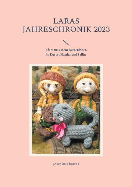 Lara ist die Hauskatze von Dagmar und Joachim Thomas. Sie lebt zeitweise in Sellin auf der schönen Insel Rügen oder aber im Kurort Hartha im Tharandter Wald bei Dresden. Inzwischen ist sie fast schon eine feste Institution. Denn sie geht mit wachen Augen und Ohren durch die Welt und schreibt fein säuberlich alles auf, was sie und ihre Menscheneltern in einem Jahr so alles erleben. Und auch das, was sie von den Aktivitäten ihrer Mitbewohner so hält. Begleiten Sie unsere Chronistin durch das Jahr 2023, das für sie und ihre Familie trotz aller noch bestehenden Einschränkungen erstaunlich vielfältig war. Viel Spaß mit Lara, der schönsten und intelligentesten Katze des Grundbachtales und der Seestraße.