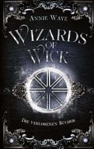 Die Anthologie zur "Witches of Wick"- Trilogie von Annie Waye! Tauche ein in die düsteren, magischen, romantischen und witzigen Geschichten der beliebtesten männlichen Hexer von Wick. Jahrzehnte vor den Geschehnissen von "Witches of Wick" wird wird der junge Magnus Nightingale wider Erwarten als einziger Schwarzmagier in einer weißmagischen Familie getauft und verbandelt sich ausgerechnet mit dem zwielichtigen elfjährigen Gwydion. Dieser wird Jahre später seinen Bruder Mick Ainsworth mit der Suche nach der Nightingale- Familie beauftragen: Eine Mission, die sich schon bald als dessen größter Fehler herausstellen wird. Während seiner Gefangenschaft im Kerker von Wick ist Thomas Harris auf der Suche nach Vergebung. Tribunalsmitglied Niall Radclyffe versucht verzweifelt, Ruhe und Ordnung in der magischen Parallelwelt einkehren zu lassen und Fionas distanziertes Herz zu gewinnen. Wren Merrick begeht den Pfad zu seiner Bestimmung als Hohepriester des gehörnten Gottes. "Wizards of Wick: Die verlorenen Bücher" ist die Anthologie zur Fantasy- Trilogie "Witches of Wick" von Annie Waye für Fans von Supernatural, Chilling Adventures of Sabrina, magischen Fantasy- Jugendbüchern mit Hexen und Dämonen, humorvoller Young Adult Fantasy, Portalfantasy, der Wicca- Mythologie und Büchern mit Irland/ Kelten- Setting. Erlebe die wichtigsten Geschehnisse aus neuen Blickwinkeln und erfahre von ganz neuen Ereignissen, die dir bisher entgangen sind.