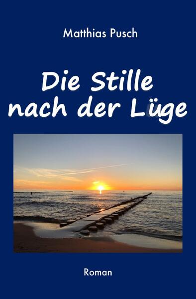 Martin steht mit beiden Beinen im Leben. Seit seiner Hochzeit mit seiner großen Liebe Sarah im kleinen schwedischen Ort Boxholm am Sommen-See vor einigen Jahren fühlt er sich im Leben angekommen. Auch beruflich läuft es für ihn rund: Sein Job als Moderator und Geschäftsführer eines schwedischen Radiosenders macht ihm Spaß, während Sarah in ihrem Job als Lehrerin an einer internationalen Privatschule voll aufgeht. Als Sarah mit ihrem Deutsch-Leistungskurs auf Studienfahrt in die Niederlande gehen soll, bekommt sie von der Schulleitung die Erlaubnis, Martin als männliche Begleitperson mitnehmen zu dürfen. Martin ist begeistert von der Idee, zumal er bereits einige Male in den Niederlanden war und sich gut auskennt. Ein unerwarteter Aufenthalt im Krankenhaus bringt allerdings sämtliche Pläne durcheinander: Während Sarah ans Bett gefesselt ist, muss Martin mit ihrer Kollegin Sofie in die Niederlande reisen. Was anfangs nur eine Zweckgemeinschaft ist, entwickelt sich bald zu einer unerwarteten Begegnung, die Martins Welt auf den Kopf stellt. Als beide merken, dass sie einen großen Fehler begangen haben, ist es bereits zu spät. Denn ihr Kartenhaus aus Lügen und Heimlichkeiten ist bereits dabei einzustürzen - und mit ihm Martins ganzes Glück. Schmerzlich stellt er fest: Eine Lüge ist immer ein Verrat. An seinem Gegenüber. An seinen Werten. Und vor allem: An sich selbst.