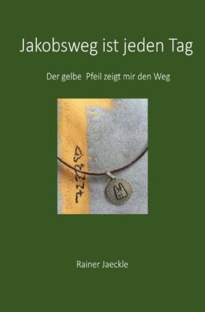 Durch Zufall habe ich das Buch von Hape Kerkeling in die Hand bekommen. Ich habe es gelesen und einen ersten Eindruck vom Jakobsweg bekommen. Danach begann ich im Internet über den Jakobsweg zu recherchieren und ich bekam eine Vorstellung darüber, wie ich das Projekt „Jakobsweg“ am besten für mich organisieren kann. Ich traf dann die letzten Vorbereitungen für meinen Jakobsweg. Der Flug war dann am 25. Mai und mein Abenteuer begann. Mit dem Buch möchte ich meine Erfahrungen und Eindrücke vom Camino wiedergeben. Dabei versuche ich den Text und die Bilder miteinander zu verbinden. Ich habe versucht das aufzuschreiben, was kein Wanderführer über den Jakobsweg enthalten kann, nämlich persönliche Eindrücke. Den Jakobsweg geht man alleine, so heißt es. Man trifft dort viele Menschen. Eine Flucht vor sich selbst ist auf dem Weg nicht möglich. „Schlussendlich bist Du im Leben ab einem gewissen Punkt auf Dich alleine gestellt und Du spürst die Einsamkeit“, sagte ein Pilger zu mir. Ich lernte etwas von der Einsamkeit kennen und wurde manchmal von Gefühlen überrascht, die mir bis dahin völlig fremd waren. Auch heute noch bin ich auf dem Weg. Er ist steinig und anstrengend. Ich habe versucht mein Tagebuch, welches ich auf dem Jakobsweg geführt habe, möglichst in allen Details in das Buch miteinzubinden. Es enthält jetzt in der zweiten Auflage mehr an Assoziationen, an Denkfetzen, an Erfahrungen und vielleicht auch mehr an vermeintlich wirren und abstrusen Gedanken, die mir damals auf dem Camino so kamen und immer noch kommen, auch heute noch. Es greift Themen auf, die mich auf dem Camino aber auch heute noch beschäftigen. Themen wie Familie, Schule, Beruf, Politik, Gesellschaft und Alter. So kam dann auch zwangsläufig der Titel „Jakobsweg ist jeden Tag“ zustande.