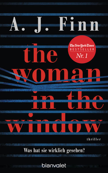 Der internationale Bestseller: von 0 auf Platz 1 der New York Times-Bestsellerliste und von 0 auf Platz 2 der Sunday Times-Bestsellerliste in England! Die Blockbuster-Verfilmung des SPIEGEL-Bestsellers auf Netflix: mit Amy Adams, Julianne Moore und Gary Oldman in den Hauptrollen! »Der fesselndste Thriller, den ich seit 'Gone Girl' gelesen habe. A.J. Finn ist ein kühner Debütautor - meisterhaft.« Tess Gerritsen Anna Fox lebt allein. Ihr schönes großes Haus in New York wirkt leer. Trotzdem verlässt sie nach einem traumatischen Erlebnis ihre vier Wände nicht mehr. Anna verbringt ihre Tage damit, mit Fremden online zu chatten, zu viel zu trinken - und ihre Nachbarn durchs Fenster zu beobachten. Bis eines Tages die Russels ins Haus gegenüber einziehen - Vater, Mutter und Sohn. Bei dem Anblick vermisst Anna mehr denn je ihr früheres Leben, vor allem, als die neue Nachbarin sie besucht. Kurze Zeit später wird sie Zeugin eines brutalen Überfalls. Sie will helfen. Doch sie traut sich nach wie vor nicht, das Haus zu verlassen. Die Panik holt sie ein. Ihr wird schwarz vor Augen. Als sie aus ihrer Ohnmacht erwacht, will ihr niemand glauben. Angeblich ist nichts passiert ...