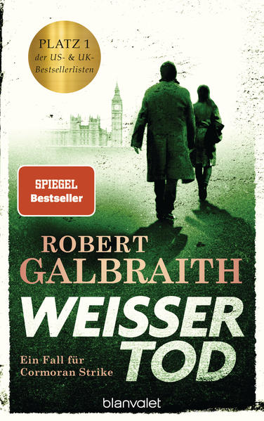 Der vierte Fall für das außergewöhnliche Ermittlerduo von Robert Galbraith, dem Pseudonym von J.K. Rowling! Ein verstörter junger Mann bittet den privaten Ermittler Cormoran Strike um Hilfe bei der Aufklärung eines Verbrechens, das er - so glaubt er - als Kind mit angesehen hat. Strike ist beunruhigt: Billy hat offensichtlich psychische Probleme und kann sich nur an wenig im Detail erinnern, doch er wirkt aufrichtig. Bevor Strike ihn allerdings ausführlich befragen kann, ergreift der Mann panisch die Flucht. Um Billys Geschichte auf den Grund zu gehen, folgen Strike und Robin Ellacott - einst seine Assistentin, jetzt seine Geschäftspartnerin - einer verschlungenen Spur, die sie durch die zwielichtigen Ecken Londons, in die oberen Kreise des Parlaments und zu einem prachtvollen, doch düsteren Herrenhaus auf dem Land führt. Zugleich verläuft auch Strikes eigenes Leben alles andere als gradlinig: Er hat es als Ermittler zu Berühmtheit gebracht und kann sich nicht länger unauffällig hinter den Kulissen bewegen. Noch dazu ist das Verhältnis zu seiner früheren Assistentin schwieriger denn je - zwar ist Robin für ihn geschäftlich mittlerweile unersetzlich, ihre private Beziehung ist jedoch viel komplizierter …