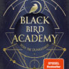 Willkommen an der Black Bird Academy! Der TikTok-Trend Dark Academia trifft auf fesselnde Fantasy-Romance! Die Black Bird Academy ist ein Ort, der seinesgleichen sucht. An dieser dunklen Schule werden Exorzisten ausgebildet, deren Aufgabe es ist, die Menschheit vor den Dämonen zu beschützen. Als Leaf Young in einem Kerker der Black Bird Academy erwacht, kann sie nicht glauben, was ein attraktiver Kerl namens Falco ihr erklärt: Ein Dämon hat von ihr Besitz ergriffen, kurz nachdem dieser ihr einen Dolch ins Herz gerammt hat! Falco ist fasziniert von Leaf. Denn noch nie konnte ein Mensch nach einem Dämonenangriff die Kontrolle über den eigenen Körper behalten, ohne dabei seinen Verstand zu verlieren. Und so macht die Academy ihr ein Angebot: Wenn sie sich zur Exorzistin ausbilden lässt, bekommt sie ihre Freiheit zurück. Falco soll sie trainieren, doch was er nicht ahnt: Leaf hört in ihrem Kopf eine verführerische Stimme. Und diese ist nicht menschlich … Gefährliche Dämonen, heiße Exorzisten und eine schicksalshafte Liebe - die »Black Bird Academy«-Reihe von SPIEGEL-Bestsellerautorin Stella Tack: Band 1: Black Bird Academy - Töte die Dunkelheit Band 2: Black Bird Academy - Fürchte das Licht Band 3: Black Bird Academy - Liebe den Tod