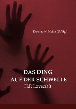 HORROR FAST FOOD FÜR ZWISCHENDURCH Was eignet sich da besser für den Horrorfan als die Kurzgeschichten von H.P. Lovecraft? Ein kleines handliches Buch, auch als E-Book erhältlich (Printversion: 64 Seiten Standardangabe, 57 Seiten Kapitelinhalt). DAS DING AUF DER SCHWELLE - Original: 'The thing on the door-step', erschienen im Jahre 1937 in 'Weird Tales'. Eine ausdrucksstarke Erzählung von einem der großen Meister der unheimlichen Fiktion - eine Erzählung, in der das Grauen herumschleicht und wächst, um den Leser schließlich in seiner grässlichen Ganzheit zu überraschen.