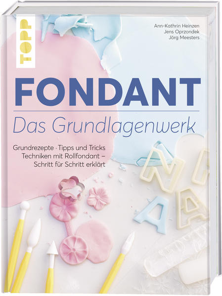 Sie wollen aus einem einfachen Kuchen Ihre ganz individuelle Motivtorte kreieren? Dann ist dieses Grundlagenwerk zum Thema Rollfondant genau das Richtige für Sie! Hier erhalten Sie neben Grundrezepten für Teige und Füllungen auch jede Menge Tipps, Tricks und Techniken sowie Dekoideen für Torten, Cupcakes, Cake Pops und mehr! Und dank der vielfach erprobten Rezepte, bebilderten Schritt-für-Schritt-Anleitungen und Online-Videos werden auch Einsteiger im Handumdrehen zu Tortenkünstlern!