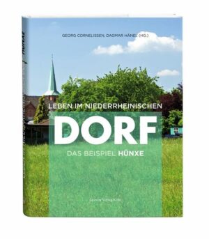 Das Leben im Dorf verändert sich - in unserer Zeit in einem atemberaubenden Tempo. Bauern geben die Landwirtschaft auf, vielerorts macht auch die allerletzte Gastwirtschaft dicht, das Auto wird zum innerdörflichen Fortbewegungsmittel Nummer eins. Wer dann Schwarz-Weiß-Fotos aus der ersten Hälfte des 20. Jahrhunderts in die Hand nimmt, fühlt sich geradezu in einen anderen Abschnitt der Menschheitsgeschichte zurückversetzt. Das Bonner LVR-Institut für Landeskunde und Regionalgeschichte dokumentiert und erforscht in einem Langzeitprojekt die Entwicklung des Lebens im Dorf vor dem Hintergrund von Modernisierung und Globalisierung. In Hünxe am rechten Niederrhein waren die Forscher und Forscherinnen in den letzten Jahren viel unterwegs. Als Ergebnis ihrer Erhebungen und Befragungen erscheint nun ein reich bebilderter Band,in dem lokale Bräuche wie das Wurstjagen, der Ortsdialekt und die nicht im Personalausweis stehenden Namen ebenso behandelt werden wie die Kindheit auf dem Lande und die Gefühle junger Leute heute, wenn man sie danach fragt, was für sie denn „Heimat“ ist.