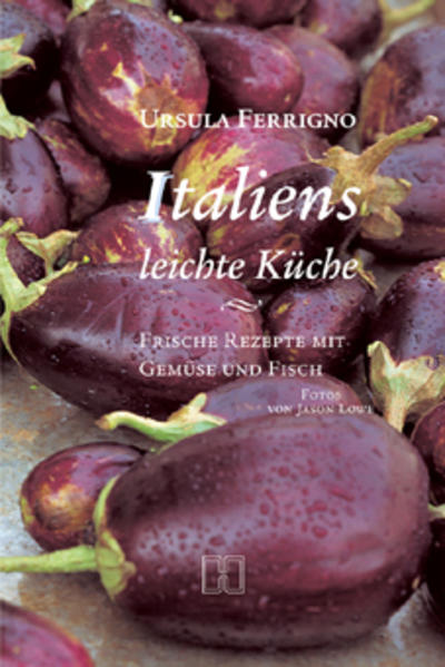 Italien leicht & lecker Ursula Ferrigno zeigt wie echte italienische Küche schmecken muss: mit sorgfältig ausgewählten Zutaten für einfache, aber wirkungsvolle Rezepte, die den Esprit und die Lebensfreude der italienischen Küche auf den Tisch zaubern. Viel Gemüse, frischer Fisch, köstliche Meeresfrüchte, Obst und Nüsse versprechen herrliche Gerichte von primi piatti bis dolce. Köstliche vegetarische Rezepte und Fischgerichte, von Wildkräuterfrittata und Mozarellacrescenta mit gerösteten Paprikaschoten über ein Sauté aus Meeresfrüchten bis zu Schwertfisch in Zucchiniblüten. Fantastische Brotrezepte, ausgefallene Salate und leckere Desserts ergänzen die Auswahl. Ein verführerisches Kochbuch, das Vegetarier wie Fischliebhaber gleichermaßen ins Schwelgen geraten lässt.