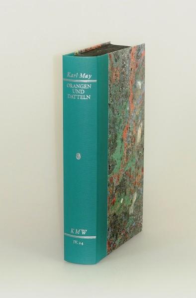 Mit „Orangen und Datteln“ ist nun innerhalb der Historisch-kritischen Ausgabe der erste der drei Sammelbände erschienen, die Karl May für seine „Gesammelten Reiseromane“ aus zuvor zwischen 1879 und 1892 in Kalendern und Zeitschriften verstreut veröffentlichten kürzeren Erzählungen zusammenstellte. 1893 erstmals erschienen, vereint der Band ausschließlich im Orient spielende Texte. Die umfangreichste dieser Erzählungen ist „Der Krumir“. May hatte diesen Text 1882 an die Redaktion des „Daheim“ geschickt, die ihn aber nicht selbst veröffentlichte, sondern in der „Belletristischen Correspondenz“ anderen Zeitungen und Zeitschriften zur Übernahme in ihr Feuilleton anbot. Aus diesem Grunde wurde „Der Krumir“ vielfach publiziert, und vermutlich kennen wir heute noch immer nicht alle Organe, die diesen Text übernommen haben. Erst kurz vor dem Erscheinen dieses HKA-Bandes sind vier weitere Abdrucke entdeckt worden, die im Editorischen Bericht des Bandes erstmals eingehender dokumentiert werden. Auch die den Band eröffnende Erzählung „Die Gum“ hat eine interessante Textgeschichte. May bearbeitete die Urfassung, die in der Zeitschrift „Frohe Stunden“ veröffentlicht worden war und im HKA-Band I.8 („Aus der Mappe eines Vielgereisten“) separat abgedruckt und beschrieben wird, eingehend für die Erstveröffentlichung 1879 im „Deutschen Hausschatz“. Danach kam sie 1885 auch unter dem Titel „Die Wüstenräuber“ als eine der ersten Buchausgaben Mays im Bachem-Verlag in Köln heraus und erlebte dort mehrere Auflagen. Die Dokumentation der Text- und Editionsgeschichte dieser und aller weiteren in dem Band enthaltenen Erzählungen führt dazu, dass der Editorische Bericht des Bandes mit fast 150 Seiten einer der bisher umfangreichsten der HKA geworden ist. Herausgeber des Bandes ist Joachim Biermann, und als Bandbearbeiter war Josef Jaser tätig.