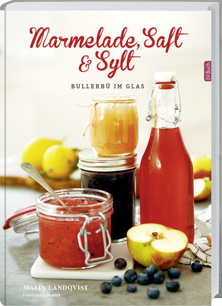 Malin Landqvist präsentiert 90 Rezepte für Marmeladen, Säfte und die schwedische Spezialität Sylt, eine flüssigere Variante unserer Marmelade, die traditionell zu warmen Speisen wie Pfannkuchen oder den berühmten Hackfleischbällchen, Köttbullar, serviert wird. Passendes Handwerkszeug wird anschaulich und ohne Schnickschnack präsentiert. Alle Rezepte sind leicht nachzukochen und liefern neben traditionellen auch raffinierte, neue Geschmacksvarianten. Großmutters Erdbeermarmelade ist ebenso wie eine erfrischende Rhabarbersuppe dabei, Beeren und Obst aller Art aus Garten und Wald werden zu Marmeladen, Säften und Sylt verarbeitet oder auch roh gerührt. Und gelingen, weil Malin Landqvist raffinierte Tipps und Kniffe zu Temperaturen und Kochzeiten gibt.