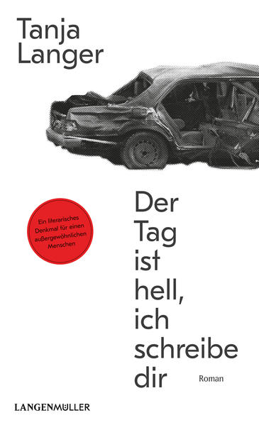 Helen ist neunzehn, Julius ist zweiundfünfzig. Eine ungewöhnliche Verbindung, die tragisch endet, als Julius 1989 bei einem Attentat ums Leben kommt. Jahre später erinnert Helen sich: wie leicht und hell ihre Beziehung begann, wie viele Briefe sie ihm schrieb und wie sie nach seinem Tod Journalisten, Zeitzeugen und Stasi-Akten befragte, um ihn zu begreifen. Tanja Langer entfaltet den Roman einer unkonventionellen Liebesfreundschaft. Packend, zärtlich, traurig - ein leidenschaftliches Buch.