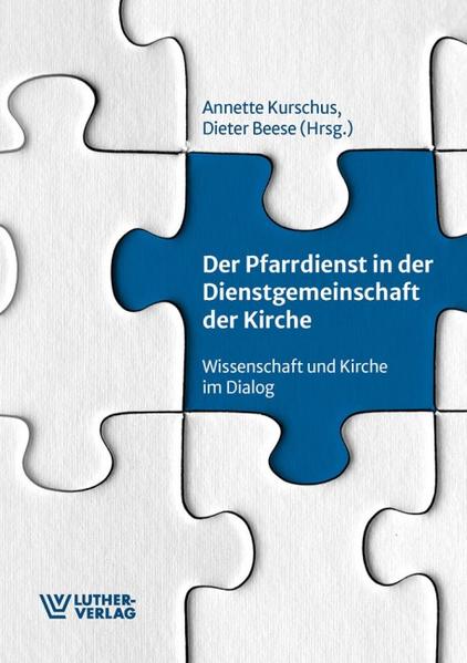 Zwei Jahre lang trafen sich Wissenschaftler und kirchenleitende Personen. Ihr Thema: Das Pfarramt in der Dienstgemeinschaft der Kirche. Vorträge wurden gehalten, diskutiert und reflektiert. In Workshops verdichteten sich Theorie und Praxis, Grund legendes und Konkretes. Das Ergebnis sind Handlungsansätze für die Personalpolitik einer Kirche, die sich ihrer Tradition bewusst ist, an ihren reformatorischen Kernaussagen orientiert bleibt und sich so den aktuellen Herausforderungen stellt. Das wissenschaftliche Symposium fand von 2015 bis 2017 statt im Rahmen des synodalen Arbeitsprozesses „Das Pfarramt in der Dienstgemeinschaft unserer Kirche“ der Evangelischen Kirche von Westfalen.