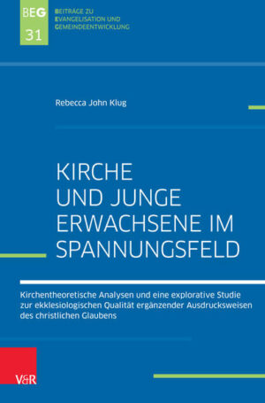 In vier Teilen beschäftigt sich Rebecca John Klug mit dem Spannungsverhältnis von Kirche und jungen Erwachsenen. Bei der Klärung des Begriffs junge Erwachsene bemüht sie sich um soziologische Perspektiven, die andere Kriterien als das des Alters anführen. Es folgt die Auseinandersetzung mit der neuen Vielfalt kirchlicher Sozialformen als Ergänzung zum parochialen Gemeindemodell und ausgehend davon die Bestimmung der wesentlichen Merkmale von Kirche bzw. Gemeinde. Im Rahmen einer explorativen Studie fokussiert die Autorin anschließend von jungen Erwachsenen maßgeblich geprägte Ausdrucksweisen des christlichen Glaubens: Inwiefern zeigen sich hier diese Merkmale? Mit der sogenannten „Ekklesiomatrix“ präsentiert Klug eine neu entwickelte Kriteriologie, anhand derer sie jedes Merkmal untersucht. Insgesamt macht das Buch deutlich, dass es ein Kirche gestaltendes Potential junger Erwachsener gibt, dem in den vorfindlichen kirchlichen Ausdrucksweisen und Angeboten der entsprechende Gestaltungsraum fehlt.