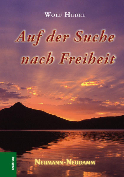 Frei, unabhängig und eins sein mit der Natur - sind die Schlagworte, die uns durch den Kopf gehen, wenn wir daran denken auszuwandern, hinaus zu ziehen in die Wälder, wie es einige Denker getan und besungen haben. Wolf Hebel ist einer der es getan hat, einer der auszog, ein freier Mann zu werden und allein von seiner Hände Arbeit zu leben. Als Kunsthandwerker und Lehrer, vor allem jedoch als Fallensteller und Jäger verdient er seinen Lebensunterhalt in den unendlich scheinenden Weiten Alaskas. Er heiratet eine Indianerin und lebt mit ihr und seinen Indianischen Freunden ein Leben, wie wir es uns kaum vorstellen können. In einer Sprache, die durch ein Leben in der Fremde geprägt ist, beschreibt Hebel sein Leben und seinen langen Weg nach Ruby, Alaska, wo er heute lebt.