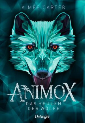 In "Animox 1. Das Heulen der Wölfe" von Aimée Carter entdeckt der zwölfjährige Simon Thorn ein außergewöhnliches Geheimnis über seine Familie. Er ist ein Animox, ein Mensch mit der außergewöhnlichen Fähigkeit, sich in mächtige Tiere verwandeln zu können. Sein Leben nimmt eine dramatische Wendung, als seine Mutter von Ratten entführt wird und er herausfindet, dass sein Onkel sich in einen Wolf verwandeln kann. Simon gerät unvermittelt in den alten Konflikt, der zwischen den fünf Königreichen der Animox herrscht. Ist Simon vielleicht der direkte Nachfahre des legendären "Beast King", der als einziger die Macht besitzt, sich in jede der fünf Tierarten zu verwandeln? Diese Entdeckung leitet ihn auf eine gefährliche Reise, um seine Mutter zu finden und das Rätsel seiner wahren Herkunft zu lösen. Im Zentrum der Geschichte steht nicht nur der Kampf um Macht und Identität, sondern auch Simons persönliche Reise der Selbstentdeckung und des Mutes. Er muss seine neu entdeckten Fähigkeiten verstehen und einsetzen, während er sich den Herausforderungen und Gefahren stellt, die vor ihm liegen. Simon besucht die Akademie der Animox, wo er mehr über die zerstrittenen Königreiche der Animox lernt - Säugetiere, Vögel, Insekten, Reptilien und Meerestiere - und erkennt, dass er möglicherweise der Schlüssel zur Rettung dieser verborgenen Welt ist. Mit Themen wie Mut, Loyalität und der Suche nach der eigenen Identität richtet sich "Animox 1. Das Heulen der Wölfe" sowohl an junge Leser als auch an Erwachsene und bietet ein mitreißendes Abenteuer für Fans von Fantasy und Geschichten über Tierwandler. Fesselnde Fantasy für junge und erwachsene Leser: "Das Heulen der Wölfe" ist ein spannendes Abenteuer, das sowohl Kinder ab 10 Jahren als auch Erwachsene in seinen Bann zieht, dank seiner faszinierenden Welt der Tierwandler und der mitreißenden Heldengeschichte. Einzigartige Tierwandler- Thematik: Die Geschichte bietet eine einzigartige Mischung aus Magie, Abenteuer und der faszinierenden Idee von Menschen, die sich in Tiere verwandeln können, was Fans von Fantasy und Tiergeschichten besonders ansprechen wird. Sympathische und vielschichtige Charaktere: Mit Simon Thorn als mutigem und sympathischem Protagonisten, der im Laufe der Geschichte wächst und sich entwickelt, bietet das Buch eine Figur, mit der sich Leser aller Altersgruppen identifizieren können. Spannung und Humor: Neben der spannenden Handlung, die voller Überraschungen und Wendungen steckt, bietet "Das Heulen der Wölfe" auch humorvolle Momente. Lehrreich und inspirierend: Das Buch vermittelt wichtige Werte wie Mut, Freundschaft, Loyalität und die Suche nach der eigenen Identität, was es zu einer bereichernden Lektüre für jüngere Leser macht. Leicht zugänglicher Schreibstil: Aimée Carter gelingt es, komplexe Themen in einer Weise zu präsentieren, die sowohl junge Leser als auch Erwachsene anspricht, mit einem flüssigen und angenehmen Schreibstil. Hochwertige Buchgestaltung: Das auffällige Cover und die liebevolle Gestaltung des Buches machen es zu einem attraktiven Objekt für Bücherregale und als Geschenk. Der Dein SPIEGEL- Bestseller, ausgezeichnet mit der Kalbacher Klapperschlange 2017. Die Reihe umfasst insgesamt fünf Bände Band 1: Das Heulen der Wölfe Band 2: Das Auge der Schlange Band 3: Die Stadt der Haie Band 4: Der Biss der Schwarzen Witwe Band 5: Der Flug des Adlers Entdecke auch das Sequel, "Die Erben der Animox": Band 1: Die Beute des Fuchses Band 2: Das Gift des Oktopus Band 3: Der Kampf des Elefanten Band 4: Der Verrat des Kaimans Band 5: Die Rache des Tigers