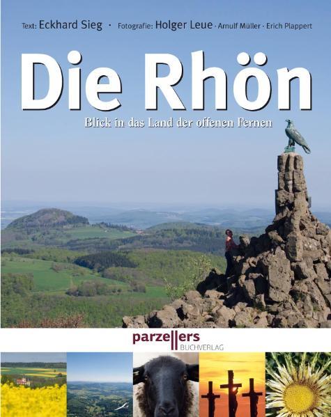 Aufwändiger Großformat-Bildband mit hervorragenden Fotos! Ein Blick in das Land der offenen Fernen hält Wunderbares bereit: atemberaubende Weite mit der Fernsicht von den rauen Gipfeln des Wanderparadieses, rare Kostbarkeiten der Natur im Biosphärenreservat sowie lebendige Tradition und Geschichte in der alten Kulturlandschaft Rhön. Vielfältige Perspektiven eröffnen sich zwischen dem erhabenen Reich der Segelflieger und der Verbundenheit mit der Natur auf dem Hochrhöner. Der Premiumwanderweg durchzieht die Rhön von Süden nach Norden, führt von der prachtvollen Welt der Kurstädte über romantische Idylle im Miteinander von Mensch und Umwelt zu wilderen Regionen in der Abgeschiedenheit. Wie ein buntes Mosaik breiten sich die unterschiedlichsten Facetten des Mittelgebirges aus, offenbaren überraschende Details und so manch versteckten Schatz, künden von wohlbewahrtem Gut für Gegenwart und Zukunft und bringen Hintergründiges ans Tageslicht. Die Vielzahl der Momentaufnahmen knüpft dann einen Bilderteppich, der die Rhön im Herzen Deutschlands lebendig illustriert. Ein Augenblick kann eine viel gerühmte Aussicht festhalten oder eine kleine kostbare Erinnerung von purer Schönheit bieten. Er zeigt die Menschen ebenso wie die Landschaft, in der sie leben.