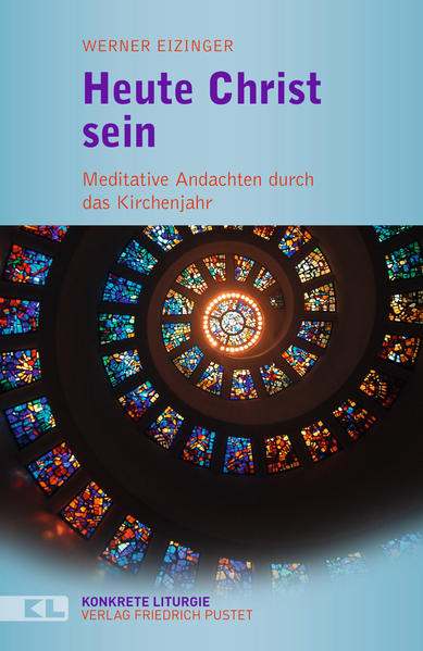 Nicht die üblichen Andachten aus dem Bereich des Glaubenslebens oder des Kirchenjahres hat Werner Eizinger in seinem Buch zusammengestellt, sondern solche zu Themen und Fragen aus der Lebenswirklichkeit des Menschen unserer Zeit. Heute Christ sein: Was bedeutet das und wie geht das? In 21 kleinen Andachten meditiert der Autor aktuelle Themen: Barmherzigkeit und Vergebung, Zukunft und Verantwortung, Herrschen und Fanatismus, Gehorsam und Gerechtigkeit u. v. m. Antworten auf diese grundlegenden Fragen findet er in den Schrifttexten, zu denen kurze Impulse gegeben werden. Lieder und Gebete runden die kleinen Gottesdienste ab, die nicht nur in der Gemeinde gestaltet, sondern auch privat gebetet und meditiert werden können. Besonders für die geprägten Zeiten lassen sich daraus Reihen von Andachten mit Impulsen für das christliche Leben zusammenstellen.