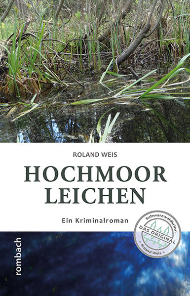 Der Hinterzartener Revierförster Eugen Winterhalder traut seinen Augen nicht: Beim morgendlichen Gang durch das Hochmoor entdeckt er drei männliche Leichen, die zum Teil verstümmelt sind. Die Polizei kann nur einen Toten identifizieren. Es ist der Insektenforscher Günther Hesslin, der im Hochmoor die Nachtfalter kartierte. Als der stets abgebrannte und in Affären verwickelte Lokalreporter Alfred von den Moorleichen erfährt, erwacht sein kriminologischer Spürsinn. Seine Recherchen bietet er als Exklusivstorys der Badischen Zeitung an. Damit will er die angebetete Redakteurin Anna für sich gewinnen. Bei seinen Ermittlungen stößt Alfred auf ein Infanteriegewehr aus dem 18. Jahrhundert. Eine weitere Spur führt ihn zum französischen Heer von General Moreau, der 1796 mit seiner Armee das Höllental durchquerte. Aber wie hängen diese historischen Fakten mit den Toten zusammen? Warum hatte der Kollege des Insektenforschers ausgerechnet in der Mordnacht einen Verkehrsunfall? Was hat es mit dem Werwolf auf sich, der angeblich im Hochmoor umgeht? Ist vielleicht ein Paketfahrer der alles entscheidende Schlüssel zur Aufklärung des Falles? Als Alfred in diese Richtung ermittelt, muss er selbst um sein Leben bangen …