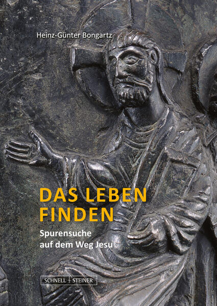 Das Leben ist chaotisch geworden. In dieser neuen Unübersichtlichkeit werden Menschen ratlos, unsicher, verstört, misstrauisch. Bislang ging es immer „bergauf“. Jetzt rufen plötzlich Pandemien, Kriege, Flüchtlingsströme, Naturkatastrophen und die Sorge um unsere Schöpfung in uns tiefe Ängste hervor. Die Sorge um das Leben wird immer größer. Jesus, der Wanderprediger aus Nazareth, ist Menschen nahe, die fragen, nicht mehr weiterwissen, sich ängstigen. So ist er bei den Suchenden, den Kleinen, den Einsamen, den Angstbesessenen, den Kranken, den Notleidenden, … In seiner Nähe leuchtet auf, wie Gott ist, wie Gott unser Leben gemeint hat und lässt entdecken, wie wir das Leben finden.