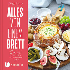 Üppige Käsebretter, farbenfrohe Antipasti-, Tapas- und Mezze-Boards, Brunch-Tabletts, zuckersüße Dessertplatten und viele andere Köstlichkeiten vom Brett erobern gerade die kulinarische Welt. Die modern interpretierten Brotzeitplatten mit Wow-Effekt sind vollkommen unkompliziert und unglaublich schnell gemacht.