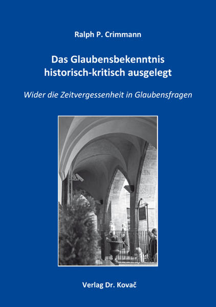 Das Apostolische Glaubensbekenntnis wird in neuer Weise historisch-kritisch ausgelegt. Die Schöpfungslehre wird gegen die Fundamentalisten und ihre Zeitvergessenheit im Kontext moderner Naturwissenschaft betrachtet. Die Botschaft von Jesus Christus steht dann im Mittelpunkt. Die Fragen nach dem irdischen Jesus, nach vorösterlichen und nachösterlichen Traditionen und nach der Entstehung der Evangelien werden dann behandelt. Die Pneumatologie nimmt schließlich den Gedanken G. W. Fr. Hegels auf, dass in der Kirche der Geist Gottes Gestalt gewinnt. Eine praktisch-theologische Überlegung zur Angstbewältigung schließt die Untersuchung ab. Der Dialog mit dem Islam, aber auch mit Philosophie und Literatur soll neue Akzente in der Interpretation des Glaubensbekenntnisses setzen.