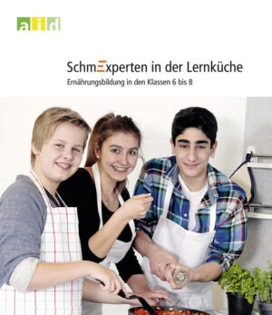 Mehr als Kochen! Mit den Unterrichtsbausteinen für die Lernküche werden Schüler zu SchmExperten! Sie können Lebensmittel und Küchengeräte erforschen, ihre Sinne schulen, selbstständig warme Speisen zubereiten und Rezepte kreativ variieren. Das Medienpaket mit CD enthält sieben ausgearbeitete Unterrichtvorschläge für die Klassen 6 bis 8, alle benötigten Unterlagen und "Die Küchenkartei". Die Übungen, Rezepte und Experimente lassen sich flexibel kombinieren und anpassen. In dem Baustein zur Ernährungs- und Verbraucherbildung stehen neben der Zubereitung von Speisen auch Themen wie Hygiene, Esskultur und Klimaschutz im Fokus. Grundlegende Küchen- und Hygienetechniken können sich die Schüler mit der beiliegenden Küchenkartei selbst aneignen.