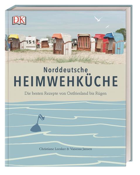 Frische Brise auf dem Teller gefällig? Dann lassen Sie sich von der bodenständigen norddeutschen Küche verführen! Die „Norddeutsche Heimwehküche“ vereint die leckersten, typischsten, bekanntesten und innovativsten Rezepte aus dem hohen Norden, inspiriert von den wunderschönen Landschaften der Nord- und Ostseeküste. Auf einer kulinarischen Entdeckungsreise haben die beiden Autorinnen eine bunte Mischung aus traditionellen und modernen, althergebrachten und neu erfundenen Gerichten gesammelt. Dabei erzählen Küchenchefs, Hausfrauen, Einheimische und Reisende aus den nördlichen Regionen in rund 70 typischen Rezepten, was Norddeutschlands Küche für sie ausmacht und was ihr den besonderen Reiz verleiht. Auf den Tisch kommen dabei rustikale Köstlichkeiten wie Heringssalat, Krabbenburger, Deichlammfilet, Snirtjebraten oder Orangen-Teekuchen, die vertraute Heimatgefühle oder schöne Urlaubserinnerungen wecken. Ein atmosphärisches Gesamtpaket aus bodenständiger Kulinarik gepaart mit norddeutschem Charisma!