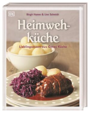 Omas Küche ist die Beste! Gefüllte Paprikaschoten, knusprige Bratkartoffeln und herzhafte Rouladen - keiner zauberte diese deutschen Gerichte so köstlich wie Oma! Dieses liebevoll gestaltete Kochbuch verewigt die 80 besten deutschen Rezepte zwischen Nordsee & Alpen, zwischen Rhein & Spreewald. In stimmungsvollen Porträts verraten uns sechs Großmütter aus unterschiedlichen Regionen Deutschlands ihre Küchengeheimnisse & Favoriten - von Eintöpfen & Braten bis zu Süßspeisen. So gut schmeckt die Heimwehküche • Omas Rezepte versammelt: Von Eintöpfen, Braten und süßen Hauptgerichten bis zu Mehlspeisen, Kuchen und Plätzchen - dieses Kochbuch weckt mit rund 80 köstlichen Rezepten aus der deutschen, österreichischen und Schweizer Regionalküche das wohlig-warme Gefühl von Heimat. • Atmosphärische Porträts: In sechs liebevollen Porträts stellen uns Omas aus ganz Deutschland nicht nur ihre Lieblingsgerichte sondern auch ihre wertvollen Tipps aus ihrer persönlichen Trickkiste zur Vorratshaltung oder zu Missgeschicken in der Küche vor. • Hochwertige Gestaltung: Die herrlichen Fotografien sowie die hochwertige Ausstattung mit Lesebändchen vermitteln nicht nur schon beim Durchblättern einen Hauch von Heimatgefühl sondern machen das Buch auch zu einem wunderschönen Geschenk! Die Heimwehküche erweckt Gulasch, Knödel, Quarkstollen & Co wieder zum Leben - eine stimmungsvolle Reise zurück in die gute Küchenstube unserer Omas!