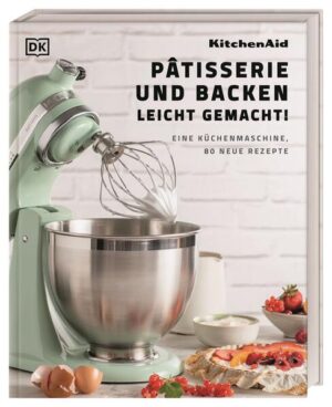 Einfach backen mit der KitchenAid Schnell zubereiten und ab in den Ofen - die beliebte Küchenmaschine macht’s möglich! Für alle, die mit der KitchenAid feinstes Gebäck für jede Gelegenheit zaubern möchten, gibt es jetzt das perfekte Backbuch mit über 80 Rezepten, detaillierten Anleitungen und Erklärungen, die für Einsteiger*innen und Profis gleichermaßen geeignet sind. So gelingen Waffeln und Croissants, diverse Teige und Torten ganz einfach mithilfe der beliebten Küchenmaschine. Das ultimative Backbuch zur beliebten Küchenmaschine: - Backrezepte von Hefeteig bis Patisserie: Mit ausführlichen Anleitungen und Tipps gelingen Klassiker und Feingebäck auch KitchenAid-Anfänger*innen - Ideal für die familiäre Backstube: Schnell die Zutaten vermengen und später mit der ganzen Familie leckere Waffeln, Croissants und Kuchen naschen - Alles Einstellungssache: Hilfreiche Infos zur Technik und zum Equipment erleichtern die Suche nach dem passenden Aufsatz für jedes Rezept - Schritt für Schritt zum KitchenAid-Profi werden: Im eigenen Tempo lassen sich Grundrezepte erlernen und im Laufe des Buches mit ausgefalleneren Backrezepten erweitern Köstliche KitchenAid-Rezepte für jeden Anlass Ob fluffige Waffeln für den Sonntagsbrunch, Himbeer-Macarons für die Teeparty oder cremige Torten fürs große Geburtstagsfest: mit 80 Backrezepten und cleveren Tipps zur Technik, den Aufsätzen und Einstellungen wird mit diesem Backbuch jede*r zum KitchenAid-Backprofi. Das Beste: Während die Küchenmaschine die ganze Arbeit macht, bleibt mehr Zeit für die Vorfreude auf himmlisch duftendes und perfekt gelungenes Gebäck! Wer eine KitchenAid hat, braucht dieses Backbuch: einfache Grundrezepte, raffinierte Gebäck-Ideen und Tipps für Hobbybäcker*innen und Profis.