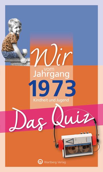 Spiel, Spaß und Wissenswertes - nicht nur für Jubilare! Ein pfiffiges Geburtstagsgeschenk zum runden Geburtstag und die perfekte Ergänzung zum passenden Jahrgangsband! Jahrgang 1973 - wir sind in einer spannenden Zeit aufgewachsen. Gleichwohl sind viele Menschen, Dinge und Ereignisse, die in jenen Tagen die Welt bewegten, fast in Vergessenheit geraten. Denn wer erinnert sich, wann der erste Flitzer übers Fußballfeld rannte und wer Knautschke war? Wer weiß noch, wie die Spider Murphy Gang zu ihrem Namen kam und was es mit dem Sex-Floß auf sich hatte? Unternehmen Sie anhand von 80 Quiz-Fragen (und Antworten) aus den Bereichen Alltag, Politik, Sport, Kultur und Wissenschaft eine unterhaltsame Zeitreise in Ihre Kindheit und Jugend.