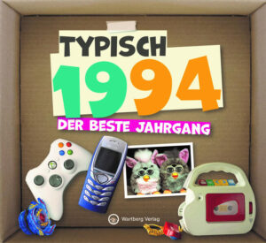 Typisch 1994 – Der beste Jahrgang Das perfekte Geschenk und persönliche Mitbringsel zum runden Geburtstag! Mit diesem wunderschön gestalteten Geschenkbuch entführen wir Sie zurück in Ihre Kindheit und Jugend. Viele zeittypische Bilder mit Schmunzelfaktor sorgen garantiert für Aha- Erlebnisse. Kurzweilige Texte zu Themen wie Spiele und Geschichten, Schule und Freizeit, Film und Fernsehen, Mode und Musik, Technik und Mobilität wecken jede Menge schöner Erinnerungen an die bunteste und prägendste Zeit im Leben. Öffne die Schatzkiste der Erinnerungen und tauche ein in die aufregende Zeit deiner Kindheit und Jugend! ➢ Ein originelles Geschenkbuch zum Geburtstag für Frauen und Männer ➢ Viele emotionale Fotos und Abbildungen aus der Zeit ➢ Spannende Infos zu Sport, Mode, Kino, Kultur, Technik … ➢ Modern gestaltetes Geschenkbuch mit 48 Seiten, Festeinband (Maße: 16,5 x 15 cm)