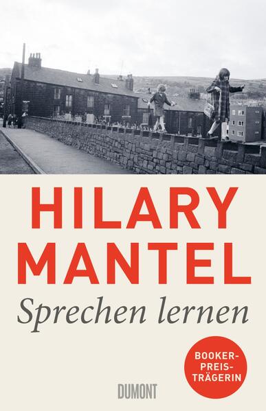 In ›Sprechen lernen‹ folgen wir Hilary Mantels Figuren ins England der Fünfziger- und Sechzigerjahre, betreten abgelegene Dörfer und Schrottplätze, besuchen altmodische Kaufhäuser und Klosterschulen. Es sind diese unscheinbaren, »von rauen Winden und derben Klatschmäulern geplagten Orte«, die zum Schauplatz eben jener Momente werden, die den jungen Protagonisten und Protagonistinnen noch lange in Erinnerung bleiben. Momente, die ihr Leben für immer prägen werden: das Verschwinden des leiblichen Vaters, die neue Identität der Mutter, das plötzliche Verlorengehen und das mühsame Sprechenlernen. Leicht, aber voller Hintersinn und mit gnadenlosem Witz gewährt uns die zweifache Booker-Preisträgerin einen erzählerischen Einblick in die Rätsel ihrer Kindheit und Jugend, ohne sie je in Gänze aufzulösen. »Diese Erzählungen bergen Welten, die so groß sind wie die der längsten Romane Mantels.« THE NEW YORK TIMES BOOK REVIEW