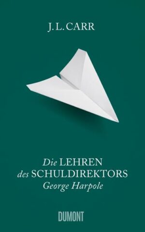 George Harpole ist Mitte dreißig und arbeitet schon eine Weile an der St. Nicholas-Schule, als er auf den Direktorenposten befördert wird. Für ein halbes Jahr soll er die Geschicke der Lehranstalt leiten. Bald stellt er fest: Die eigentliche Herausforderung ist das, was außerhalb des Klassenzimmers passiert. Denn dort gilt es, sich durch ein kompliziertes Beziehungsgefüge zu hangeln. Auch die Zusammenarbeit mit den Kollegen erweist sich als schwieriger als gedacht. Ganz zu schweigen vom Umgang mit den Eltern. Zum Glück gibt es auch Lichtblicke: Die hübsche Mrs Foxberrow etwa, ihres Zeichens überzeugte Reformpädagogin. Und den ein oder anderen Schüler natürlich … ›Die Lehren des Schuldirektors George Harpole‹ ist in England ein Kultbuch. Aus Briefen, Tagebucheinträgen und Beobachtungen entsteht bei J.?L.?Carr ein äußerst unterhaltsamer Roman, der in Erinnerungen an die eigene Schulzeit schwelgen lässt - und zeigt, wie es ist, auf der anderen Seite zu stehen. »Eine Ansammlung von unvergesslichen Charakteren, die im Dickicht des britischen Schulsystems verborgen liegen … Absolut großartig!« The Times