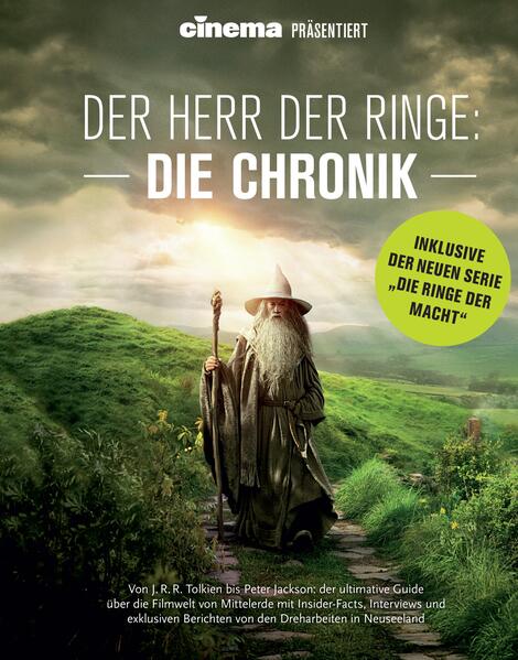 1937 entführte John Ronald Reuel Tolkien mit seinem Kinderbuch „Der kleine Hobbit“ die Leserinnen und Leser zum ersten Mal nach Mittelerde. Siebzehn Jahre später schuf er mit seiner „Der Herr der Ringe“- Trilogie ein kulturwissenschaftliches Phänomen, dessen Essenz aktueller denn je ist und neue Maßstäbe in der Literatur und im Kino setzte. Die Faszination für das komplexe Universum aus Elben, Zwergen, Menschen, Hobbits und ihren Kampf gegen Orks und Oberbösewicht Sauron ist nach wie vor ungebrochen und beflügelt noch immer die Fantasie der Menschen. „Ein Ring, sie zu knechten, sie alle zu finden, ins Dunkel zu treiben und ewig zu binden.“ Für „Der Herr der Ringe: Die Chronik“ hat CINEMA, Deutschlands renommierteste Filmzeitschrift, seine Archive geöffnet. Und präsentiert auf 224 Seiten exklusive Berichte von den Dreharbeiten der sechs Kinoabenteuer, zahlreiche Interviews mit den Stars und Machern, spektakuläre Bilder und eine Fülle an Hintergrundfacts. Und nicht nur das: Auch die Entstehungsgeschichte der Prequel- Serie „Die Ringe der Macht“ wird ausgiebig beleuchtet. Reisen Sie mit CINEMA zu den Feuern von Mordor, dem psychedelischen Baumgewirr des Düsterwalds und den grünen Wiesen des Auenlands. Und tauchen Sie ein in eine Welt, in der nichts unmöglich scheint.