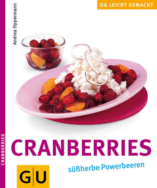 Leuchtend rot und mit einem intensiven Fruchtgechmack das sind Cranberries! Prall und leuchtend rot locken jetzt im Herbst frische Cranberries und wecken die Lust am Experimentieren in der Küche. Ihr knackiges, festen Fruchtfleisch und ihr unverwechselbares süßherbes Aroma bringen neue Ideen in deutsche Speisekarten. Und dabei sind sie auch noch so gesund, killen Bakterien und Viren, schützen unsere Zellen vor freien Radikalen und beugen Herz- und Krebserkrankungen vor. Einfacher geht´s doch nicht, sich Gutes zu tun. Oder haben Sie schon mal daran gedacht, sich mit einem Sparkling Cranberry oder einem Cranberry-Chutney gesund zu trinken bzw. zu essen?