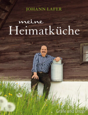 Johann Lafer zeigt uns in diesem opulenten Kochbuch seine geliebte Heimatküche und serviert über 80 Rezepte: bodenständig, köstlich und raffiniert einfach! Klassiker wie das Wiener Schnitzel oder die himmlischen Marillenknödel sind ebenso darunter wie neue kulinarische Kreationen, etwa das Weißwein-Kaninchen im Römertopf, deftige Maronen-Gnocchi oder gebackene Apfelknödel mit Most-Schaum. Außerdem stellt Johann Lafer die besten Produzenten zwischen Graz und der südsteirischen Weinstraße vor. Nach alter Tradition werden hier einzigartige Spezialitäten produziert, etwa Waldschweine, die noch wühlen und wandern dürfen. Oder das leuchtend grüngelbe Kürbisöl, Krönung vieler Gerichte. Auch den Apfelbauern kommt das milde südliche Klima ihrer Heimat entgegen: Sie stellen feinste Marmelade oder Apfelschnaps her. Zu den Highlights gehören auch die Winzer, die international gesuchte Weine keltern. Eine Genussreise, die man lesen - und vor allem nachkochen kann!