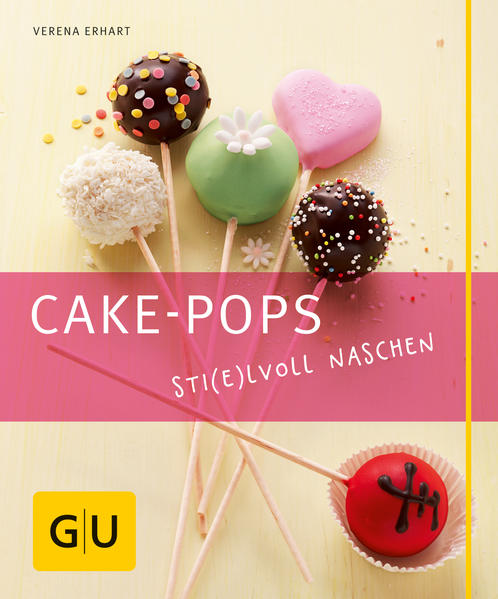 Originelle Mini-Kuchen am Stiel: köstlich und voll im Trend!Schon mal Kuchen am Stiel probiert? Just Cooking Cake-Pops zeigt, wie aus einfachen Kuchenrezepten witzige Kuchenhighlights für jeden Anlass entstehen. Große und kleine Naschkatzen werden staunen, wenn sie zu Weihnachten Christbäume, zum Geburtstag Krümelmonster oder zum Kaffee Tiramisu-Pops serviert bekommen. Sie benötigen weder eine spezielle Backform noch einen Cake-Pop-Maker - ein simpler Rührteig oder sogar ein fertig gekaufter Tortenboden genügen! Mit Buttercreme, Frischkäse oder Früchten verknetet und zu Kugeln geformt, werden die Pops auf Stiele gesteckt und mit Schokolade überzogen. Bei der Dekoration sind der Fantasie keine Grenzen gesetzt. Und das Beste: Mit den Kugeln am Stiel bleiben die Finger beim Schnabulieren stilvoll sauber!Aufgesteckt und hübsch verziert - diese Mini-Kuchen fallen immer auf!Theorie: Fix gerollt und hübsch verziert Zubehör, Glasuren und Deko Grundrezept - das klappt immer Über den Tellerrand - "unnützes", aber witziges WissenRezeptkapitel: Einfaches für Einsteiger (Schneebälle, schnelle Zitronenherzen, Eistüten, Rice-Krispie-Pops, Tiramisu-Pops, Plätzchenlollis) Rund ums Jahr (Osterküken, Kirsch-Pops, Halloween-Pops, Christbäume, Rudolph Rotnase, Glücksschweinchen) Cake-Pops neu eingetroffen (Cheesecake-Pops, Krümelmonster-Pops, Asia-Pops, Mozart-Pops, Cupcake-Pops, fleißige Bienchen)