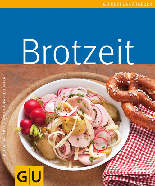 Ein schattiges Plätzchen unter Kastanienbäumen, eine gesellige Runde mit guten Freunden und dazu ein paar herzhafte Schmankerln - Brotzeit heißt Gemütlichkeit. Ob auf der Picknickdecke oder dem heimischen Balkon, im Biergarten oder in der guten Stube, rustikale Klassiker und neue Brotzeitideen schmecken überall, wo es gesellig und behaglich werden soll. In Brotzeitkorb oder Rucksack verpackt ist Brotzeit nicht nur ideal zum Mitnehmen, sondern kalt serviert auch perfekt für stundenlanges Zusammensitzen und Schnabulieren. Zum Lieblingsbrot gibt es feine Aufstriche, aromatische Dips und alles, was sonst noch auf oder zum Brot schmeckt - kalten Kräuter-Schweinebraten, würzigen Obazda oder eine große Schüssel Rettich-Radieschen-Salat. Ist dann das Brot noch selbst gebacken und fehlt nicht einmal das Stück Kuchen zum Schluss, sind sich alle einig: Brotzeit ist die schönste Zeit!