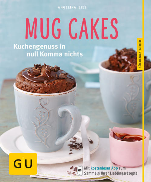 Speed Caking: schnell, schneller - Mug Cake!Manchmal werden Träume in zwei Minuten wahr. Alle, die schon einmal Mug Cakes probiert haben, kennen dieses Geheimnis! Deshalb sind die kleinen, schnellen Mikrowellen Kuchen derzeit auch der heißeste Trend für alle Spontangenießer. So ratzfatz fertig, wie man den Satz „Kuchen-back-dich“ nur aussprechen kann: alle Zutaten einfach in die Tasse geben, umrühren, schnelle Kuchen in der Mikrowelle backen - und schon kann das Auslöffeln losgehen. Tischlein-deck-dich? Ist mit Mug Cakes kein Märchen mehr! Schneller Kuchen leicht gemacht: Mit dem neuen GU KüchenRatgeber Mug Cakes liefert die erfolgreiche Kochbuchautorin Angelika Ilies die ultimative Antwort für alle Naschkatzen, die wissen möchten, was es mit dem heißen Kuchentrend aus den USA auf sich hat. Und natürlich auch für alle, die sich auf die Schnelle eine kleine süße Wohltat gönnen möchten. Grund dafür gibt es ja schließlich genug! Zum Beispiel, weil uns der Stress gerade ein bisschen viel wird oder weil wir ein wenig Trost brauchen - oder einfach auch nur ganz schnell etwas zum Kaffee, weil die beste Freundin spontan geklingelt hat. Für alle diese Momente ist ein schneller Tassenkuchen die perfekte Lösung! Und dazu braucht er gar nicht unbedingt süß zu sein. Mug Cakes liefert einfache Kuchenrezepte für jeden Geschmack: · Fein und fruchtig: z. B. Müsli-Mug, Bananaboat-Mug, Apple Crumble, Caribbean Sunshine · Schnell und schokoladig: z. B. Double Schokoschock, Caffè-Latte-Mug, Trüffeltraum · Fein gekrönt: z. B. Schwarzwälder Kirsch, White-Christmas-Mug, Blueberry Hill, Adventszauber-Mug · Deftig pikant: z. B. Pizza-Luigi-Mug, Matador’s Mug, Mug Lorraine, feuriger Veggie-Mug Für alle Becherkuchen-Rezepte gilt: nur zwei Minuten - fertig ist der süße Zauber! Deshalb kommt herkömmliches Kuchenbacken auch an Mug Cakes nicht heran: langes Rühren, lange Backzeiten, warten, bis der Kuchen kühlt? Das können wir uns schenken! Mug Cakes versprechen Löffelspaß im Handumdrehen. Einfache Kuchenrezepte und Leckeres on top: Wie immer bei den KüchenRatgebern von GU gibt’s zu den Rezepten jede Menge praktische Infos: Zum Beispiel Tipps zum Umgang mit der Mikrowelle oder Vorschläge, wie sich Mug Cakes auch mal im Ofen backen lassen. Vier Vegane Rezept-Varianten werden ebenso vorgestellt wie schnelle Rezepte für süße und herzhafte Saucen, zum Beispiel mit exotischen Früchten oder würzigem Käse. Wer Rezepte für kleine Kuchen, schnelle Kuchen, Kuchen aus der Mikrowelle oder Kuchen aus der Tasse sucht, kann mit Mug Cakes gleich mehrere Fliegen mit einer Klappe schlagen. Und das - ist dann schon wieder ein neues Märchen! Mug Cakes auf einen Blick: Schneller Kuchen leicht gemacht: super einfache Kuchenrezepte für kleine Kuchen aus der Mikrowelle. Kuchen aus der Tasse - der Super-Backtrend aus den USA jetzt auch bei uns! Süße und pikante Rezepte für Tassenkuchen, plus: vegane Varianten. Dazu: Rezepte für Saucen und Toppings. Mug Cake - der Löffelspaß für alle, die wissen wollen, wie schneller Kuchen geht!