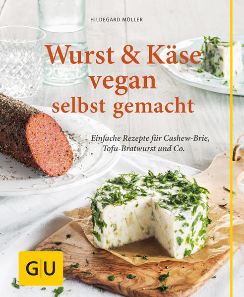 Von Cashew Käse bis vegane Salami: Veganer Käse und vegane Wurst satt!Eine zünftige Brotzeit mit Leberwurst, Salami und Frischkäse, ein gemütliches Abendbrot mit Aufschnitt, ein Auflauf mit zartschmelzendem Käse oder eine Kaffeepause mit Pfannkuchen und Kaiserschmarrn: Auf solche Leckereien möchten Veganer nicht verzichten. Und warum sollten sie auch! Schließlich sind die Kühlregale der Supermärkte, Bioläden und Reformhäuser inzwischen gut bestückt mit Alternativen zu herkömmlicher Wurst, traditionellem Käse, Eiern und Milch. Veganer Käse und vegane Wurst Spezialitäten wie vegane Leberwurst, Tofuwurst oder vegane Salami, ja sogar veganer Parmesan oder vegane Wiener Würstchen sind aus industrieller Herstellung heutzutage fast überall im Angebot. Nur: meist ist solch industriell hergestellter veganer Fleischersatz ziemlich teuer. Und man muss dafür tief in die Tasche greifen. Und der Geschmack? Ist nicht selten ein wenig enttäuschend. Veganer Käse und vegane Wurst - lieber selbst gemacht als teuer gekauft: Veganer Frischkäse, vegane Mayonnaise, Tofuwürstchen oder bester veganer Käse lassen sich ganz einfach selber machen. Zu Hause, in der eigenen Küche. Ohne Metzgerlehre, ohne Ausbildung zum Käsemachen. Abgesehen davon, dass man beim veganer Käse selber machen genau weiß, was wirklich drin steckt in den köstlichen tierfreien Alternativen, ist das vielleicht die allerbeste Nachricht für alle, die am liebsten Wurst und Käse vegan genießen: Es ist nämlich wirklich ganz einfach! Wurst & Käse vegan selbst gemacht von GU ist das allererste Kochbuch mit Rezepten für vegane Käse und vegane Wurst zum Selbermachen für daheim. Auch veganer Eierersatz ist mit einem eigenen Kapitel und vielen Rezepten in diesem einzigartigen Kochbuch vertreten. Und alle Rezepte sind so leicht und unkompliziert, dass auch Anfänger gleich loslegen können, vegane Käse, wurst vegan und veganes Ei und Milch selber herzustellen. Cashew Käse, Frischkäse vegan, vegane Salami oder veganer Eierersatz: Homemade ist günstiger und besser! Ob veganer Ricotta oder hausgemachte vegane Mortadella, vegane Weißwurst oder vegane Leberwurst à la Hausmarke - mit den Rezepten und Anleitungen von Wurst & Käse vegan selbst gemacht kann jeder seine veganen Wurst- und Käse-Lieblinge ganz nach eigenem Geschmack individuell herstellen. Und zwar ohne Zusatzstoffe und Geschmacksverstärker. Frische Kräuter und aromatische Gewürze machen die selbstgemachten veganen Alternativen zu herkömmlicher Wurst und Käse zu echten Highlights für den Abendbrottisch, die Pausenstulle, den Picknickkorb oder den nächsten Biergartenbesuch! Wie vielfältig die Auswahl an Rezepten für Käse vegan, vegane Wurst und Ei vegan ist, zeigen diese Beispiele aus den drei Rezeptkapiteln: Für die Käseplatte - von Frisch- bis Hartkäse: z. B. veganer Frischkäse (mit Kräutern, mit Limetten und Wasabi, mit Walnüssen und Datteln, mit Tomaten und Oliven …), Cashewkäse (z. B. Ricotta, Brie, Kräuter-Parmesan, gereifter Schnittkäse, Cheddar mit Mandelhülle, Pizzakäse, Fonduekäse), Macadamia-Streichkäse, Sojarella, Tofuzola, Mandel-Feta, Gereifter Pfeffer-Mandel-Käse, Pflanzenmilch-Gratinkäse, Käsesauce aus Cashewkernen, Tortilla-Käse mit Sesampaste … Wurstteller mal anders - von Bratwurst bis Sülze: z. B. Brotzeitwurst à la Lyoner, Tofu-Mortadella mit Pistazien, vegane Salami, Wurst nach Chorizo-Art, Veggi-Fenchelsalami, Sonnenblumenkern-Streichwurst, Tofu Teewurst, Seitan-Rostbratwurst, Cashew Hafer-Griller, Tofu Leberkäse, Türkische Seitan-Knoblauchwurst, Bohnen-Quinoa-Merguez, Soja-Salsiccia … Eier-Geschmack pur - von Mayonnaise bis Baiser: z. B. vegane Mayonnaise ohne Ei, Soja-Remoulade, Seidentofu-Aïoli, Sauce Hollandaise eifrei, Feiersalat, Rühr-Tofu, Pflanzenmilch-Pfannkuchen, Seidentofu-Kaiserschmarrn, Baiser aus Kichererbsenschnee, Pflanzensahne-Guss auf Quiche Lorraine, Vanillelikör … Veganer Käse und vegane Wurst - so gelingen sie perfekt: Damit die vegane Bratwurst, milchfreier Käse, milch- und eifreie Desserts und all die anderen köstlichen tierfreien Leckereien perfekt gelingen, zeigt Wurst & Käse vegan selbst gemacht im Serviceteil all das nötige Praxis-Know how dafür: Grundrezepte, Basiszutaten und viele Tipps und Tricks zum veganen Käse herstellen, vegane Wurst selber machen - und wie man die selbstgemachten Schätze für die nächste zünftige Brotzeit am besten aufbewahrt. Fehlt nur noch ein frisches, knuspriges Brot dazu! Wurst & Käse vegan selbst gemacht auf einen Blick: Veganer Käse, vegane Wurst und Ei vegan selbst gemacht: Das erste Kochbuch mit Rezepten zum vegane Wurst und veganer Käse selber machen auf dem deutschsprachigen Markt. So lässt sich vegane Wurst und auch Käse vegan genießen: Einfache, leichte Rezepte, das wichtigste Basiswissen und viele praktische Tipps rund ums Selbermachen von veganem Käse, veganer Wurst und veganen Spezialitäten ohne Ei und Milch. Von Cashew Käse bis vegane Salami: Alles, was man für eine gemütliche Brotzeit, ein deftiges Abendbrot, die Pausenstulle oder den Picknickkorb braucht: z. B. Frischkäse vegan, vegane Bratwurst, vegane Mayonnaise - ja sogar Pfannkuchen und Kaiserschmarrn als zünftige Desserts!