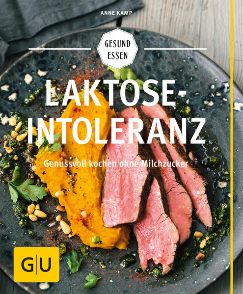 Laktoseintoleranz: Anzeichen erkennen, Beschwerden loswerden & endlich wieder genießenDie Laktoseintoleranz gehört zu den häufigsten Unverträglichkeiten. Betroffene leiden unter den Auswirkungen. Was Sie tun können, damit es im Bauch nicht mehr grummelt? In „Laktoseintoleranz“ verraten wir Hintergrundwissen, Tipps und die besten Rezepte ohne Milchzucker. Laktoseintoleranz: Ihr Buch auf einen BlickDas erwartet Sie im GU-Buch „Laktoseintoleranz“: Theorie: Laktosefrei ernähren - beschwerdefrei genießen. Was ist eine Milchzuckerunverträglichkeit? Welche Ursachen hat sie? Wie können Sie im Alltag damit umgehen und auf Dauer ohne Beschwerden essen? Hier erfahren Sie es. Praxis: Laktosefrei genießen - für Familie und Freunde. Von Brot und Aufstrichen über Suppen, Salate und Saucen bis hin zu Hauptgerichten (Veggie, Fleisch und Fisch), Desserts, Kuchen, Pralinen und Eis - mit diesen laktosefreien Rezepten schmeckt das Leben noch besser. Laktoseintoleranz: Symptome & DiagnoseJeder Betroffene wird bestätigen: Wenn der Bauch weh tut, belastet das Körper, Geist und Seele. Bauchschmerzen, Blähungen, Durchfälle, Übelkeit und Völlegefühl - all das sind Symptome, die auf eine Intoleranz hinweisen. Den eindeutigen Beweis liefert ein Wasserstoff-Atemtest beim Arzt. Alles über den Test und weitere Möglichkeiten eine Laktoseintoleranz festzustellen, verraten wir Ihnen im Buch „Laktoseintoleranz“. Dauerhaft ohne Beschwerden: Die richtige Ernährung bei LaktoseintoleranzSie leiden an einer Laktoseintoleranz? Verzweifeln Sie nicht. Wenn Sie die Übeltäter für Ihre Beschwerden enttarnt haben, werden Sie Ihre Lebensqualität zurückerlangen. Wie der Weg dorthin aussieht, erfahren Sie in Ihrem GU-Buch. Außerdem: Diese Milchersatzprodukte gehören ab sofort auf Ihren Speiseplan und diese Gerichte können Sie beim Außer-Haus-Essen im Restaurant genießen. Laktoseintoleranz: Rezepte - leicht gemacht & leckerSie müssen durch Ihre Unverträglichkeit nicht auf Genuss verzichten. Im Gegenteil: Lernen Sie neue Produkte kennen, die Ihren kulinarischen Horizont erweitern. Sie können nicht nur mit Ersatzprodukten wie laktosefreier Sahne oder laktosefreiem Joghurt kochen und backen, sondern bringen auch mit Zutaten wie Mandelmus und Mandeldrink neuen Schwung in Ihre Küche. In „Laktoseintoleranz“ finden Sie gesunde und köstliche Rezepte für jeden Tag - Waffeln zum Frühstück, Lasagne zum Mittagessen und einen Feldsalat mit Putenspießen zum Abendessen. Und zum Nachtisch? Wie wäre es mit einem cremigen Vanilleeis mit Walnüssen, einem Käsekuchen mit Mohn-Quark-Füllung oder einem Mandel-Grieß-Flammeri mit Pflaumensauce? Alles laktosefrei, versteht sich!