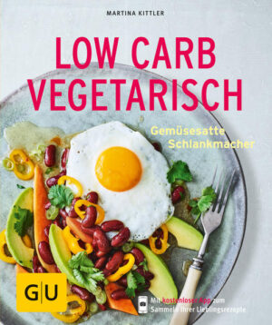 Low Carb vegetarisch: Schlank mit schlauen Eiweiß-Alternativen Low Carb goes Veggie! Dank Ihres neuen GU-KüchenRatgebers „Low Carb vegetarisch“ ist der Schlank-Trend jetzt auch für Vegetarier praktikabel - mit Low-Carb-Rezepten, alltagstauglichen Tipps zu Einkauf, Vorrat und schneller Zubereitung. Eine Sensation! Von früh bis spät landen mit diesem Kochbuch Low-Carb-Gerichte auf dem Teller, die Ihnen beim Abnehmen helfen, weil sie Ihr Kohlenhydratkonto nicht belasten, trotzdem satt machen, den Stoffwechsel auf Trab halten und die Muskeln zum Wachsen bringen. Selbst Süßes ist bei diesem Konzept erlaubt. Die abwechslungsreichen, vegetarischen Low-Carb-Mahlzeiten schmecken toll und bringen den Body in Bestform. Halten Sie dank hochwertiger Nährstoffe Ihr Traumgewicht und tun Sie Ihrer Gesundheit auf Dauer etwas Gutes. Low Carb vegetarisch: So leicht war Low Carb noch nie! Wer sich low carb ernährt, verzichtet auf klassische Kohlenhydrate. Das heißt: Nahrungsmittel, die den Blutzucker unnötig in die Höhe schnellen lassen, werden vom Speiseplan gestrichen. Denn schon nach kurzer Zeit führt der Verzehr von Süßigkeiten & Co. dazu, dass Sie von fiesen Heißhungerattacken heimgesucht werden. Nämlich dann, wenn der Blutzuckerspiegel plötzlich wieder rapide in den Keller sinkt. Eine ziemlich ungesunde Achterbahnfahrt, die auf Dauer dick macht! Außerdem hemmt vor allem der abendliche Genuss von Kohlenhydraten die Fettverbrennung, weil das sogenannte Dickmacherhormon „Insulin“ Ihren Körper in der Nacht an energie-verbrennenden Maßnahmen hindert und stattdessen lieber Ihre Fettpölsterchen füttert. Von Weizennudeln, weißem Reis, Brot und Kuchen sollten Sie sich deshalb verabschieden. Um den Körper nun überwiegend mit stattmachendem Eiweiß zu versorgen, setzen die meisten bei Low Carb auf die bekannte Kombination: Fleisch oder Fisch mit Salat oder Gemüse. Doch welche Möglichkeiten haben Sie als Vegetarier? „Low Carb vegetarisch“ verrät es Ihnen: Morgens und mittags genießen Sie „gute“ Carbs, die Fitness und Leistungskurve hochhalten. Abends setzen Sie dann vor allem auf Vitalstoffe und hochwertiges Eiweiß aus pflanzlichen Produkten wie Tofu. Bunt und gesund: Der Low-Carb-vegetarisch-Plan Sie möchten Ihren Tag low carb gestalten? Der GU-KüchenRatgeber „Low Carb vegetarisch“ begleitet Sie vom Frühstück bis zum Abendessen. Wenn Sie sich nach diesem Plan ernähren, müssen Sie sich über das Abnehmen keine Sorgen mehr machen - das klappt dank vegetarischer Low-Carb-Rezepte ganz automatisch. Und so könnte Ihr Tag mit diesem Low-Carb-Kochbuch aussehen: Low Carb vegetarisch: Frühstück - mehr Power nach dem Aufstehen Beginnen Sie den Tag damit, Ihre Energiereserven aufzutanken. Morgens kann der Körper Kohlenhydrate besonders gut verwerten, denn er muss zu dieser Zeit erst einmal die Glykogenspeicher im Gehirn auffüllen. Vegetarische Superfoods wie Quinoa oder Chiasamen sind dazu hervorragend geeignet, weil sie viele Ballaststoffe enthalten. Quinoa ist außerdem ein idealer pflanzlicher Eiweißlieferant. Sowohl „Quinoa-Porridge mit Beeren“ als auch „Tropical Chia-Kokospudding“ können Sie sich also guten Gewissens schmecken lassen. Low Carb vegetarisch: Mittagessen - der perfekte Low Carb-Lunch Mittags lauern überall Kohlenhydratfallen - beim Bäcker, in der Kantine, im Supermarkt. Jetzt müssen deshalb clevere Low-Carb-Rezepte her! „Low Carb vegetarisch“ hat gleich ein ganzes Kapitel voll davon im Angebot. Da wären Sattmacher-Salate wie „Bunter Lupinen-Gemüsesalat“, praktische Kleinigkeiten wie „Gemüse-Omelett-Muffins“ oder kreative Lieblingsrezepte wie „Sesam-Bratkäse-Burger mit Ajvar“. Low Carb vegetarisch: Abendessen - purer Feierabendgenuss Am Abend soll das Kochen eine unkomplizierte Sache sein? Kein Problem: Mit trendigen Low-Carb-Rezepten, die schnell zubereitet sind, stillen Sie Ihren Bärenhunger nach einem anstrengenden Tag. Jetzt werden die Kohlenhydrate durch abwechslungsreiche Zutaten wie Käse, Tofu und Gemüse ersetzt. Es gibt Pommes aus Kohlrabi, Pizza aus Sellerie und Nudeln aus Zucchini. Außerdem fix gemachtes Pfannengemüse, Suppen oder Currys. Low Carb vegetarisch ist eben alles andere als langweilig! Low-Carb-Süßigkeiten: Schlankes für den Süßhunger Strenger Verzicht führt zu Frust. Aus diesem Grund dürfen Sie sich selbst bei jeder Diät ab und zu auch mal etwas Süßes gönnen. Damit Ihre Abnehmerfolge nicht sofort schwinden, gehören als Desserts am besten Low-Carb-Sweets wie „Avocado-Schoko-Mousse“ oder „Erdbeer-Mohn-Tiramisu“ auf den Tisch. Die schmecken mindestens genauso gut und sind zusätzlich noch mit gesunden Zutaten gespickt. Sie möchten die Low-Carb-Rezepte nachkochen? Im Low-Carb-Kochbuch, dem GU-KüchenRatgeber „Low Carb vegetartisch“ finden Sie Zubereitungen, Tipps und vieles mehr.