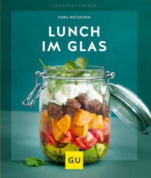 Lunch im Glas - Frischekick zum SelbermachenKeine Lust auf langweiliges Kantinenessen? Nie mehr schlapp nach dem Mittagessen? Da hilft nur eines: selber schichten! Abwechslungsreich und gesund sind die Rezepte im GU-KüchenRatgeber Lunch im Glas. Knackig frische Salate, vegetarisch oder mit Fleisch, cremige Suppen und feine Süßspeisen - alle Mahlzeiten lassen sich perfekt zu Hause vorbereiten und im Glas transportieren. Appetitlich und glasklar - so macht Mittagessen Spaß! Gesundes für die PauseWellness pur: die feinen Rezepte machen munter und bringen Frische in den hektischen Joballtag. Vom Topping, über die goldene Mitte, bis hin zur Sauce - Autorin Cora Wetzstein schildert anschaulich die einzelnen Bausteine eines perfekten Lunchs. Kapitel „Salate“, Suppen, „Süßes“ Aktualisierte Auflage des beliebten Ratgebers mit neuen Lunch-Rezepten Extra-Infos zu Schichten, Suppen und Gläsern Anschauliche Schritt-für-Schritt-Anleitungen Ca. 55 Fotos