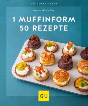 Wenig Zutaten - leichte Rezepte - aber so viel Genuss! Das verspricht das neue Backbuch mit 50 kreativen Muffinrezepten! Die kleinen Küchlein sind nicht nur bei Kindern beliebt, sondern auch bei Kollegen, Freunden und auf der Kaffeetafel mit Verwandten. Sie lassen sich unterwegs gut essen, passen zu einem Picknick und können mit aufwendigem Topping sogar auf einer Hochzeitstafel glänzen. Lust auf neue Rezepte? Konditorin Giulia Davidsson zeigt, wie sich aus wenigen Zutaten und wenig Zeitaufwand absolut köstliche Muffins zaubern lassen. Außerdem stellt sie nützliche Backhelfer, kreative Toppings sowie perfekte Kombinationen vor. Freuen Sie sich auf 50 Rezepte aus der Muffinform! Schnell & Einfach Ganz egal, ob Sie Muffins mit Obst lieben, auf Nüsse stehen oder Schokolade Ihre Lieblingszutat ist. Das Backbuch bedient alle Geschmäcker und zeigt, wie man Muffins auch vegan backen kann. Probieren Sie aus der Kategorie Blitzrezepte unbedingt: Brombeer-Mohn-Cupcakes Matcha-Käsekuchen Himbeer-Zitronen-Muffins Marmormuffins Raffiniert & Üppig Manchmal darf es etwas mehr sein: zum Beispiel ein Cupcake-Topping, eine Deko aus Zuckerguss oder mit Creme gefüllte Schokocups. Die Törtchen aus dieser Kategorie - die sich immer in einem klassischen Muffinblech backen lassen, imponieren Freunden und Kollegen. Donauwellencupcakes Bienenstichmuffins Brownies mit Salzkaramell Chocolate-Chip-Cupcakes Herzhaft & Pikant Das Muffins nicht nur süß etwas hermachen, ist lange bekannt. Doch auch die herzhaften und würzigen Backwerke sollen mit Saftigkeit und viel Geschmack überzeugen. Die Autorin des Kochbuches verrät, wie Sie genau diese Besonderheit zaubert und zeigt, wie köstlich Pestomuffins mit Pinienkernen Chili-sin-carne-Muffins Spaghetti-Carbonara-Muffins schmecken können.